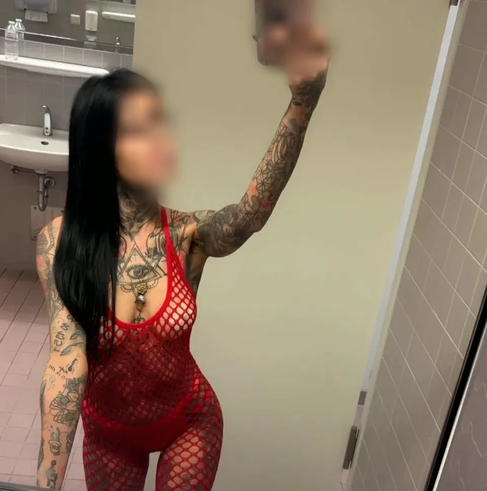 Abigail, 34