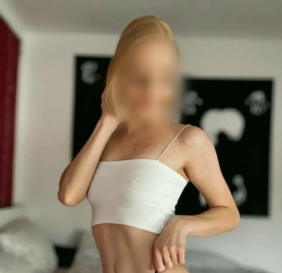 Zainab, 30